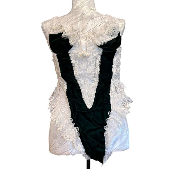Vintage Tops - Vintage Green Velvet White Lace Body Suit Womens Sz Medium Goth Romance Coquette